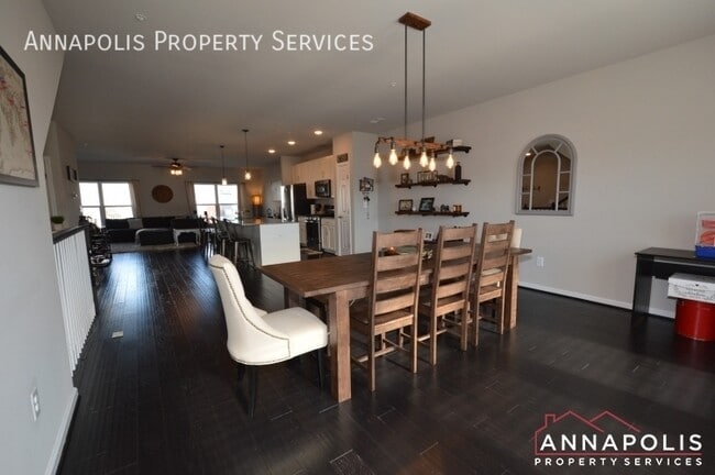Building Photo - 533 Leftwich Ln