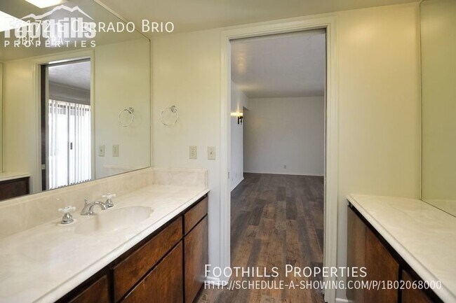 Building Photo - 2172 E Cerrado Brio