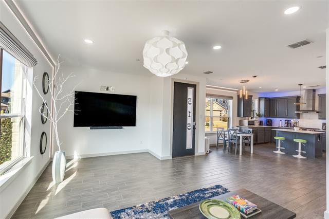 Building Photo - 515 Wellborn Dr