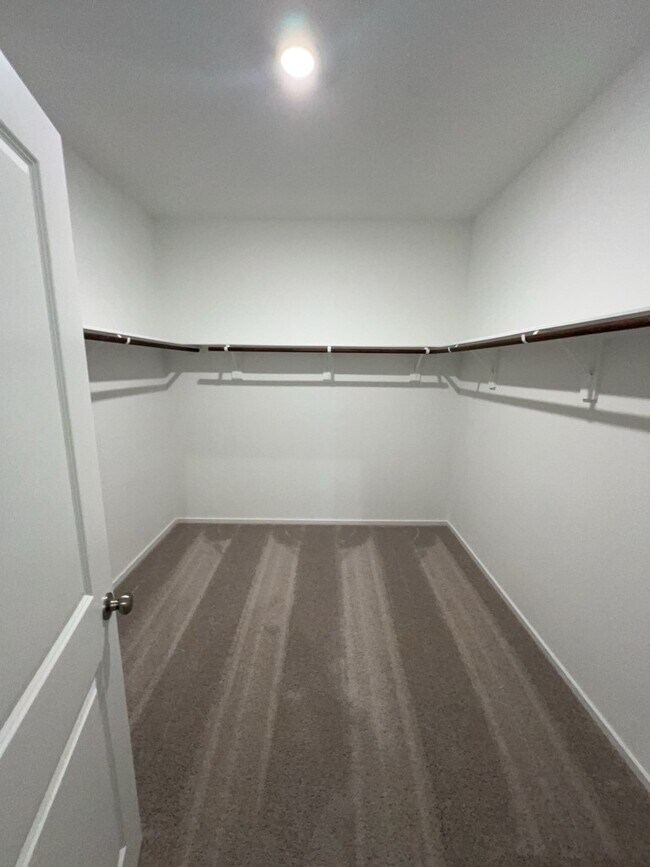 Building Photo - 15313 Dapple Blf Ln