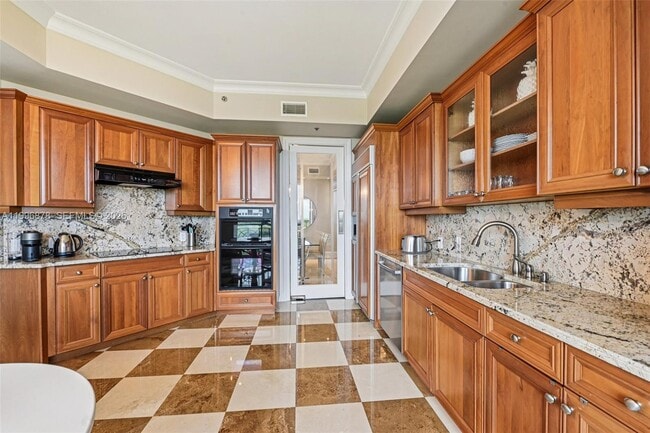 Building Photo - 626 Coral Wy