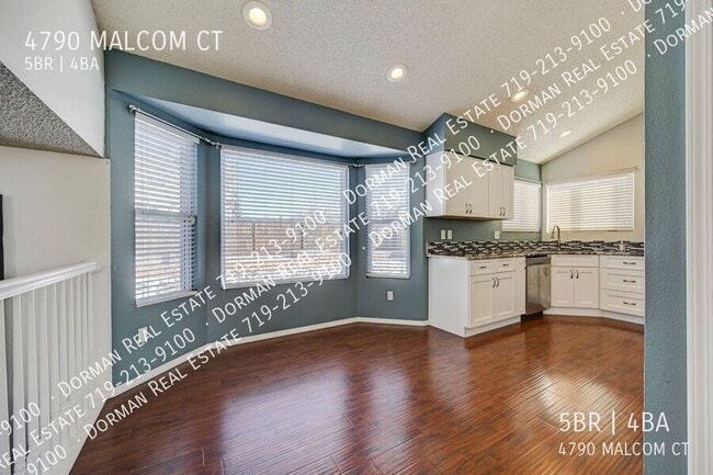 Building Photo - 4790 Malcom Ct