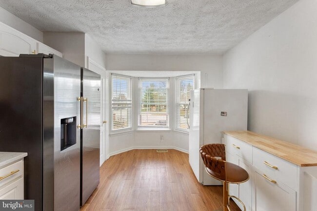 Building Photo - 2503 Lemontree Terrace