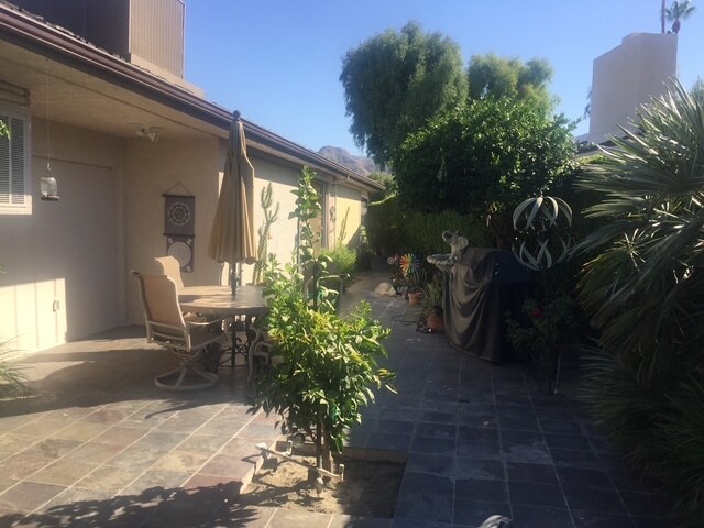 Side Patio - 23 Duke Dr