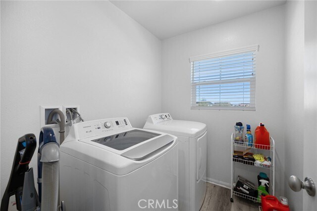 Building Photo - 12487 Sunset Rd