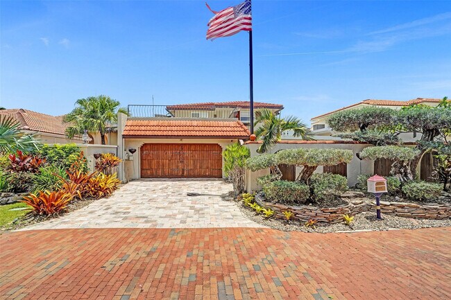 Building Photo - 683 Pelican Way