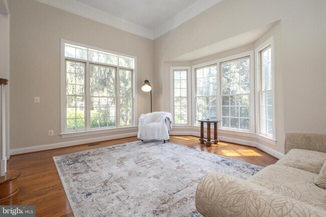 Building Photo - 11629 Forest Hill Ct