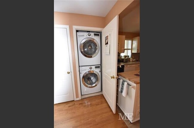 Building Photo - 2301 Gerritsen Ave