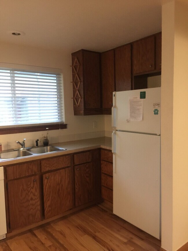 Building Photo - Two Bedroom Boulder Condo For Rent In Shan...