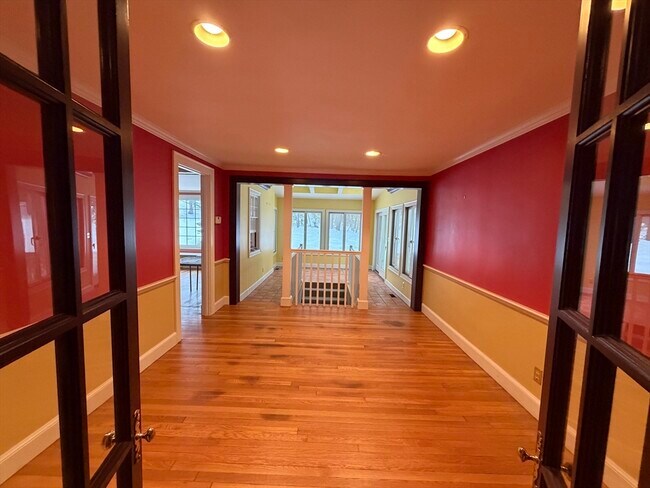 Building Photo - 31 Fells Rd