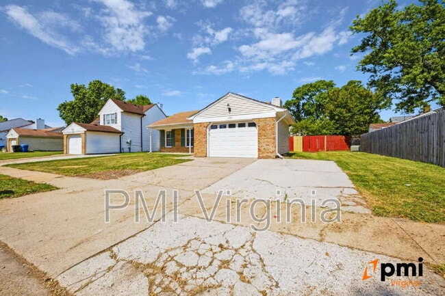 Building Photo - 1701 Darrow St