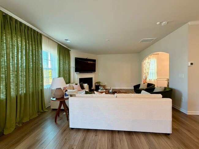 Building Photo - 15107 Nichols Hall Dr