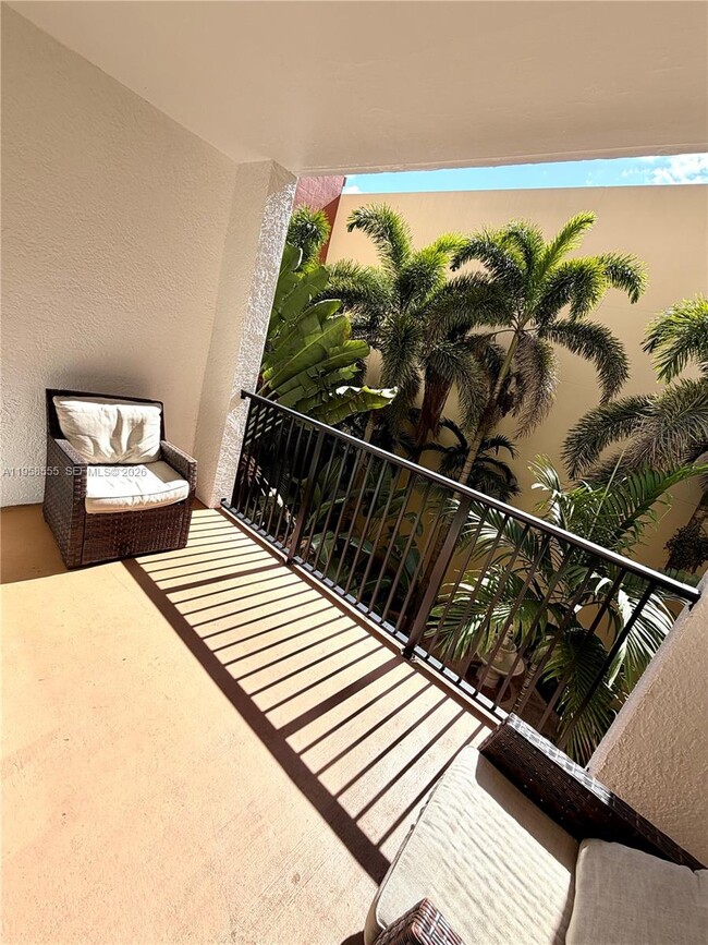 Building Photo - 17150 N Bay Rd