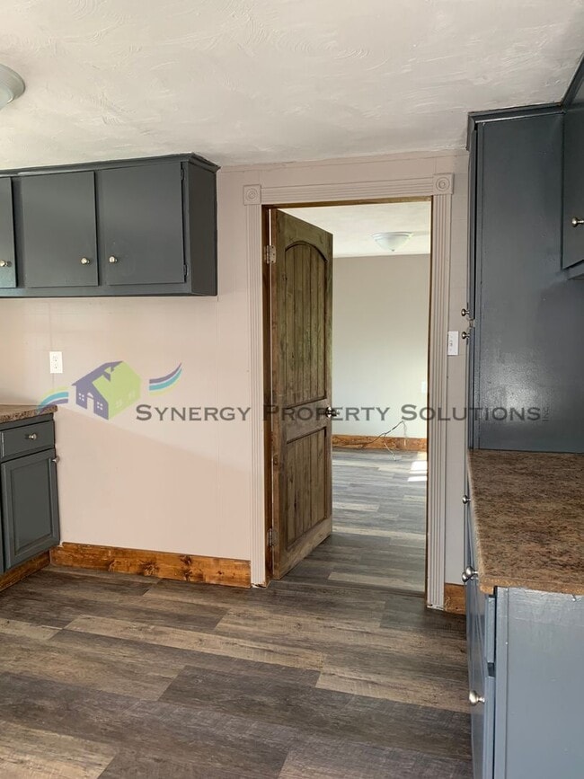 Building Photo - Ready to see July 2nd