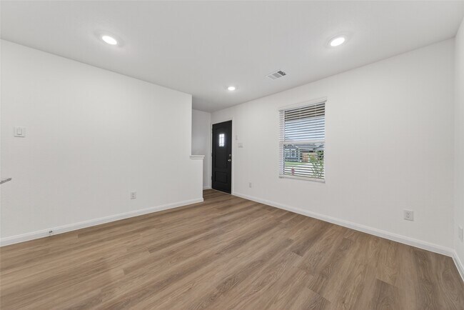 Building Photo - 12227 Shield Crest Ct