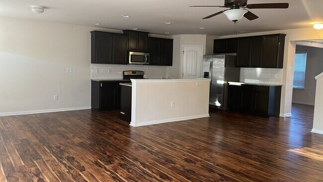 Building Photo - 2621 Tummel Ln