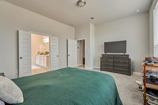 Building Photo - 160 Dove Springs Ct