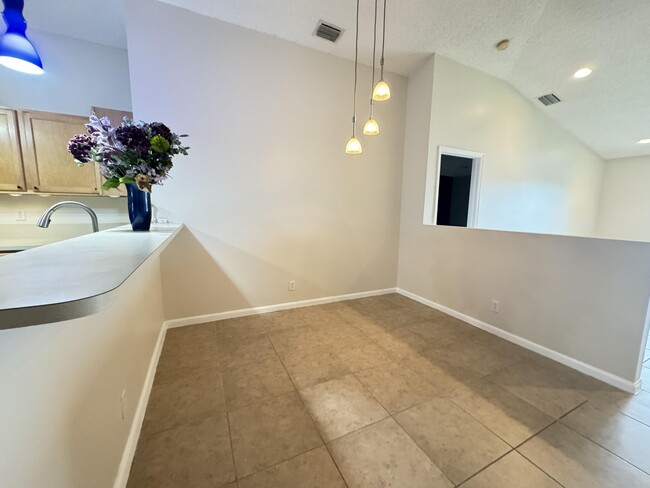 Building Photo - 5413 Rivermill Ln