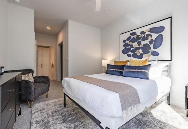 Building Photo - 750 Avondale Creek Dr.