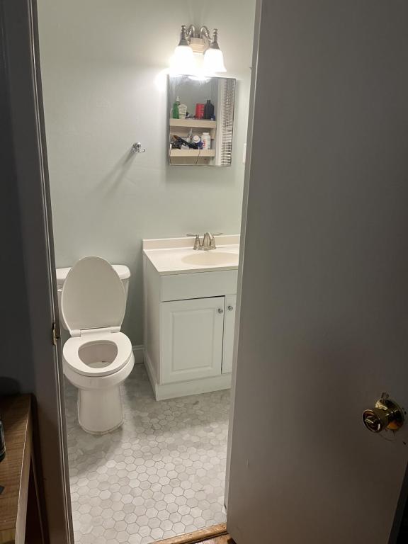 Building Photo - 306 Susan Dr