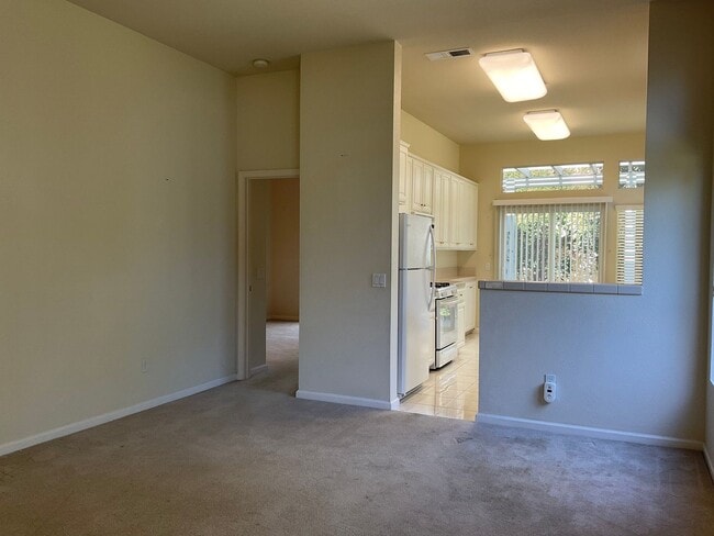 Building Photo - Gorgeous Summerset Duet in Gated 55+ Community