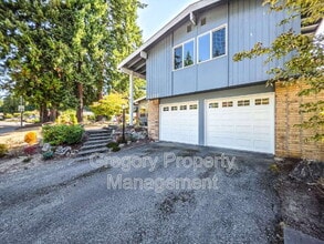 Building Photo - 11757 NE 143rd St