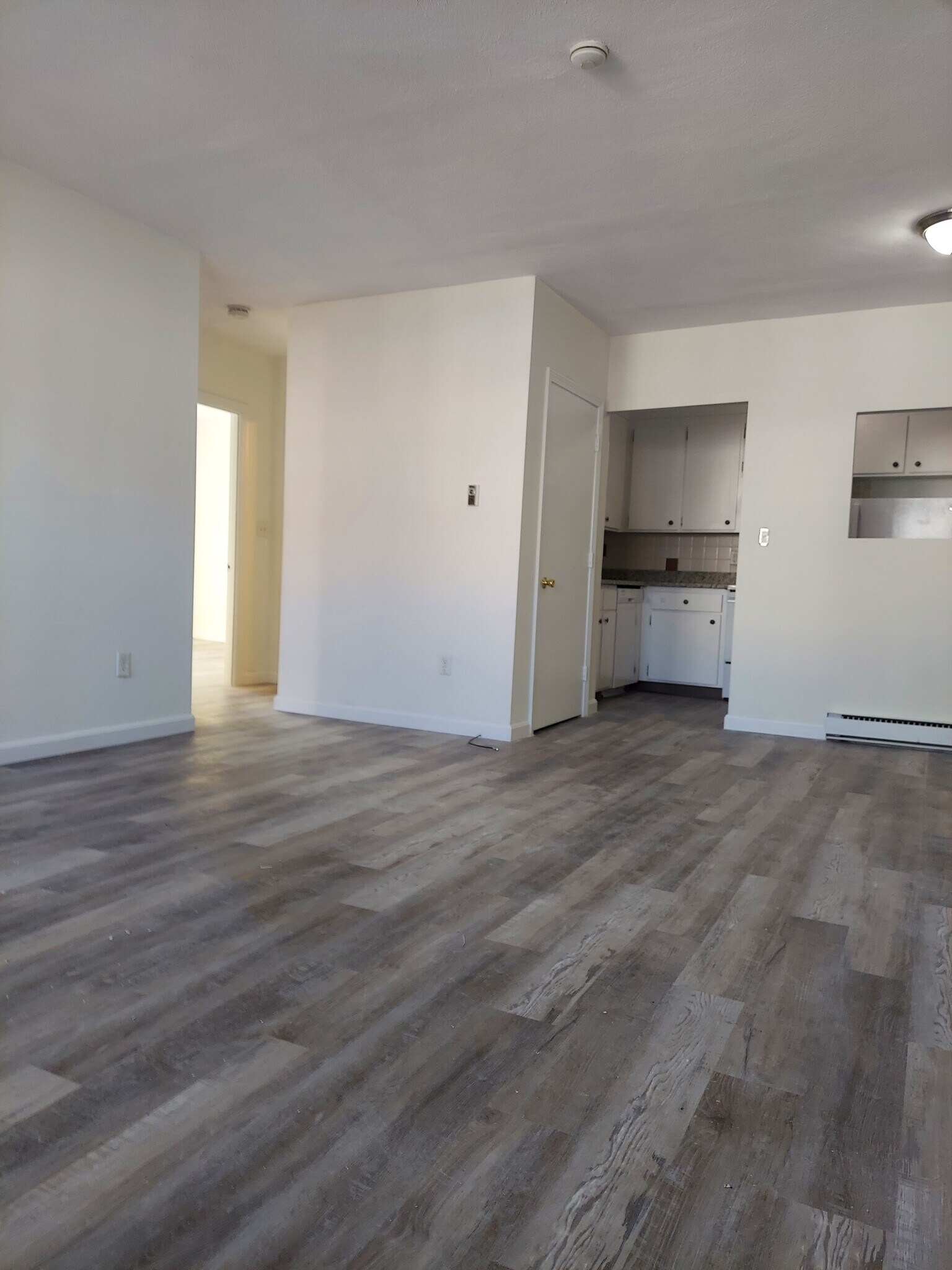 Building Photo - 144 West St