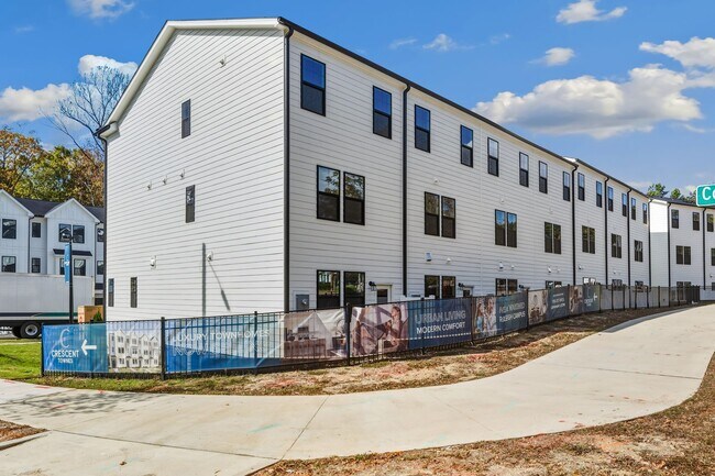 Building Photo - **APPLICATION PENDING**  New Build Just Minutes to North Hills & Downtown!