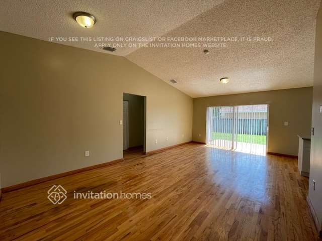 Building Photo - 17532 SW 137th Ct