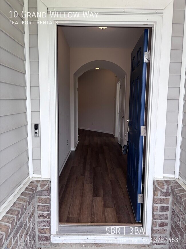 Building Photo - 10 Grand Willow Way