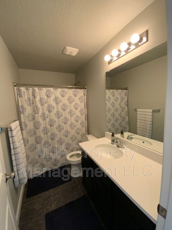 Building Photo - 5549 Dornton Ct