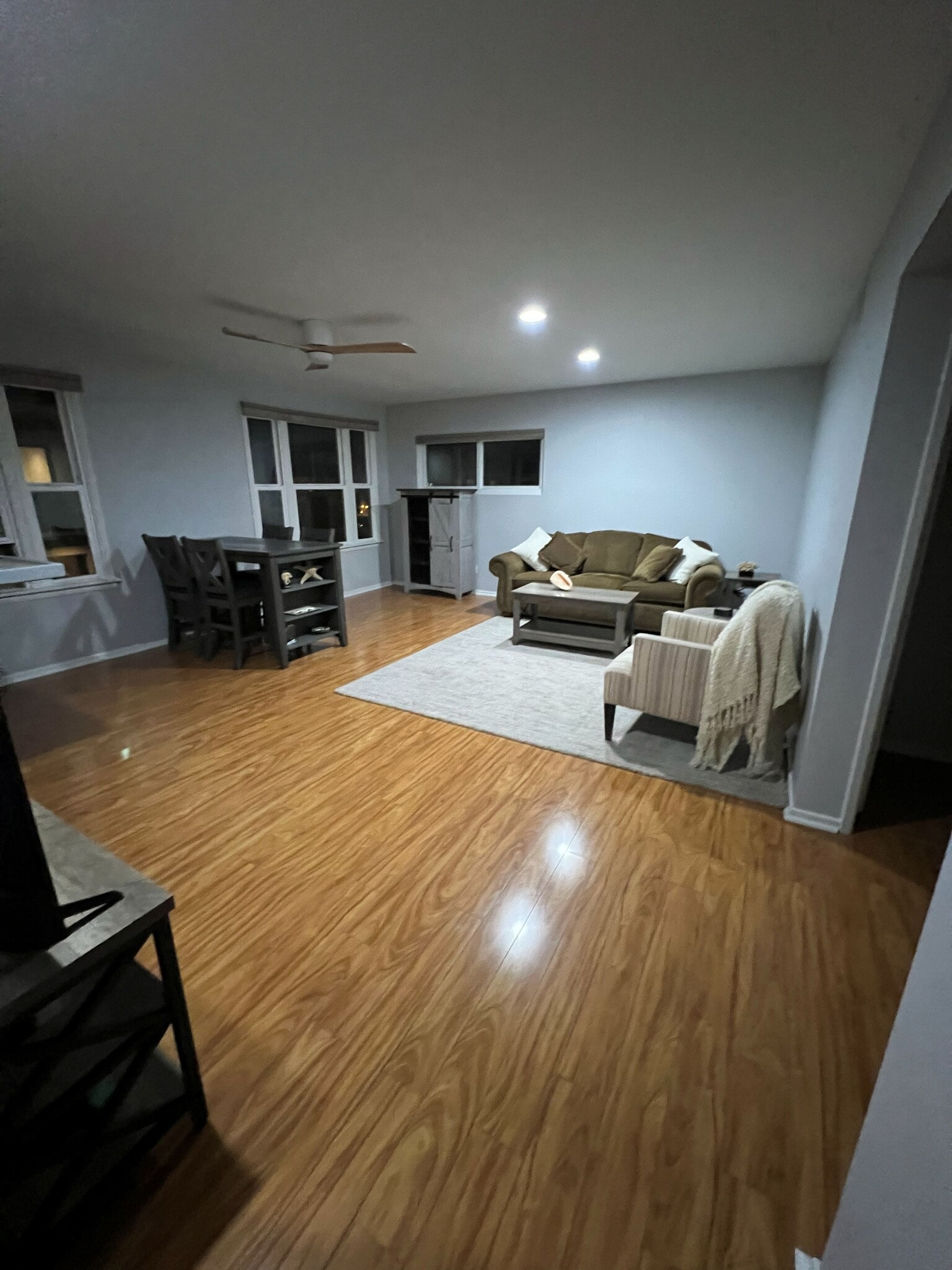 Building Photo - 6726 E Bay Shore Walk