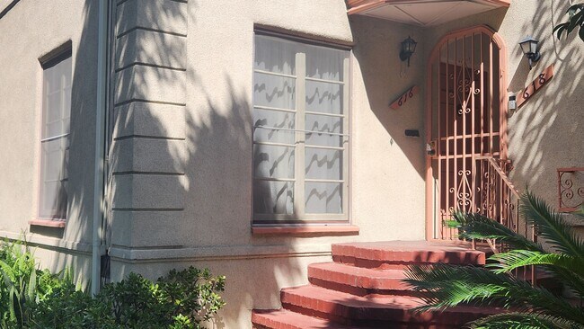 Building Photo - 6531 Orange St