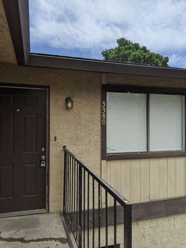 Building Photo - Competitively priced Two Bedroom Apartment Home! Do Not Miss Out On This Amazing Opportunity!