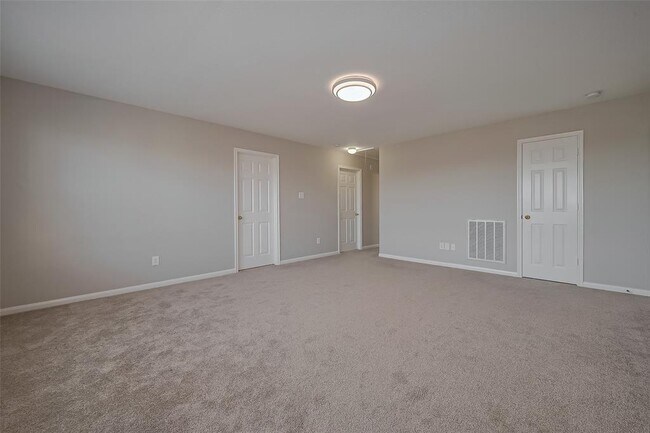 Building Photo - 21831 Manitou Falls Ln
