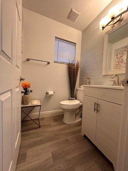 Building Photo - 1728 Shoreside Cir