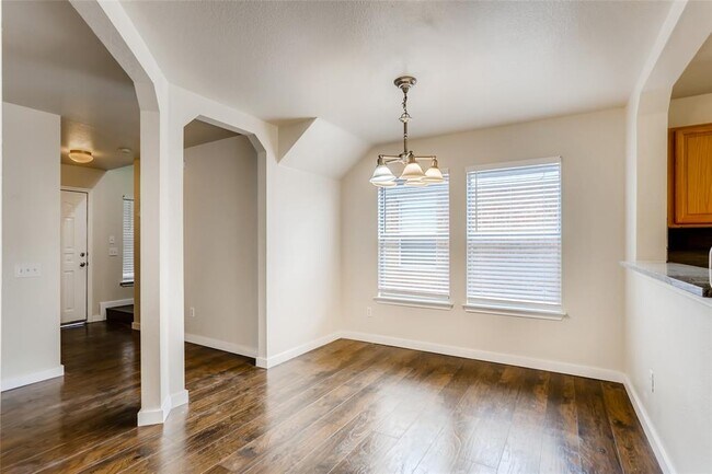 Building Photo - 1700 Anise Dr