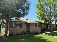 Building Photo - AWESOME 2 BEDROOM 1.5 BATH CONDO - AVALON ...