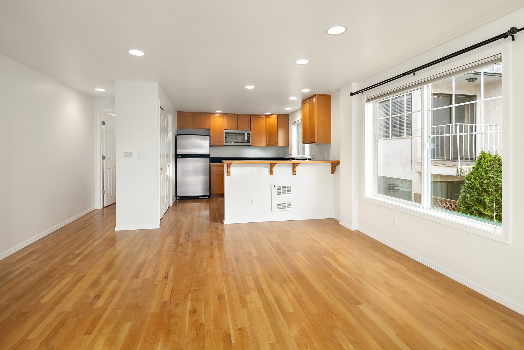 Building Photo - 11708 Greenwood Ave N