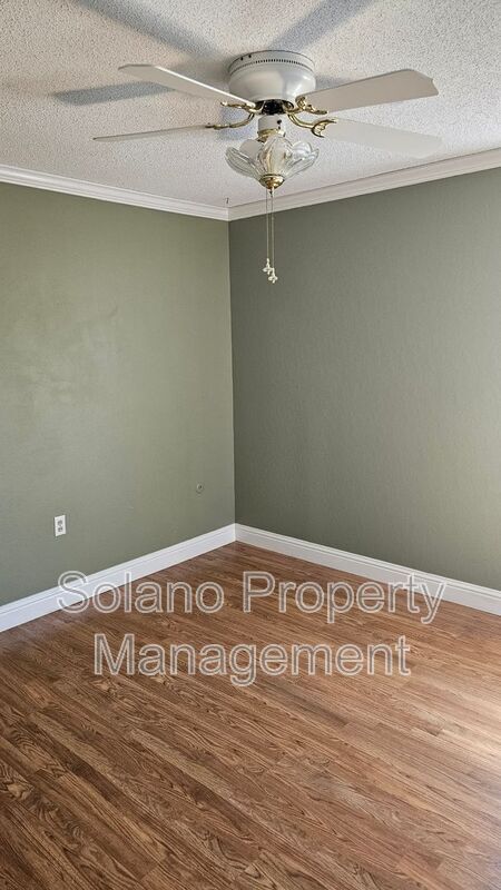 Building Photo - 154 McKinley Cir