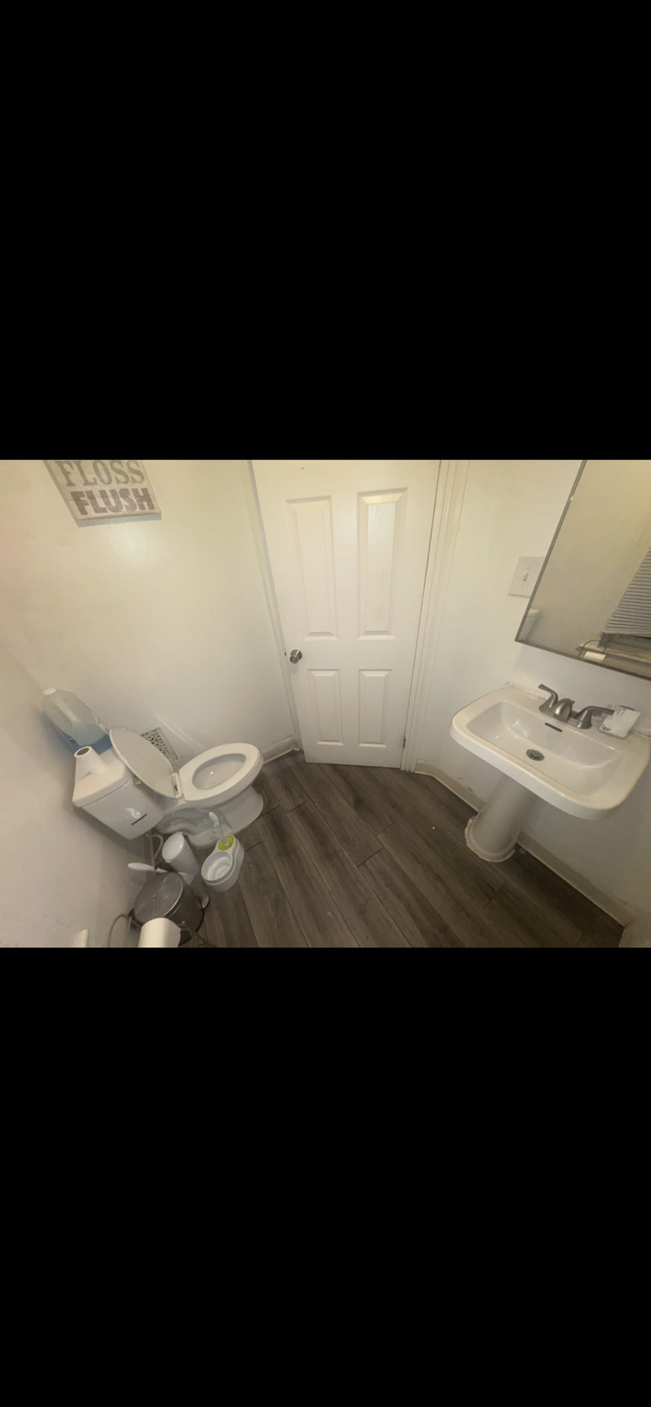 Bathroom - 1046 Madison Ave