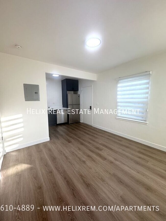 Building Photo - 1706 N Sierra Bonita Ave