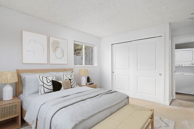 Interior Photo - Mozaic