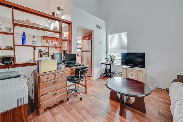 Primary Photo - 311 Kings Way Dr