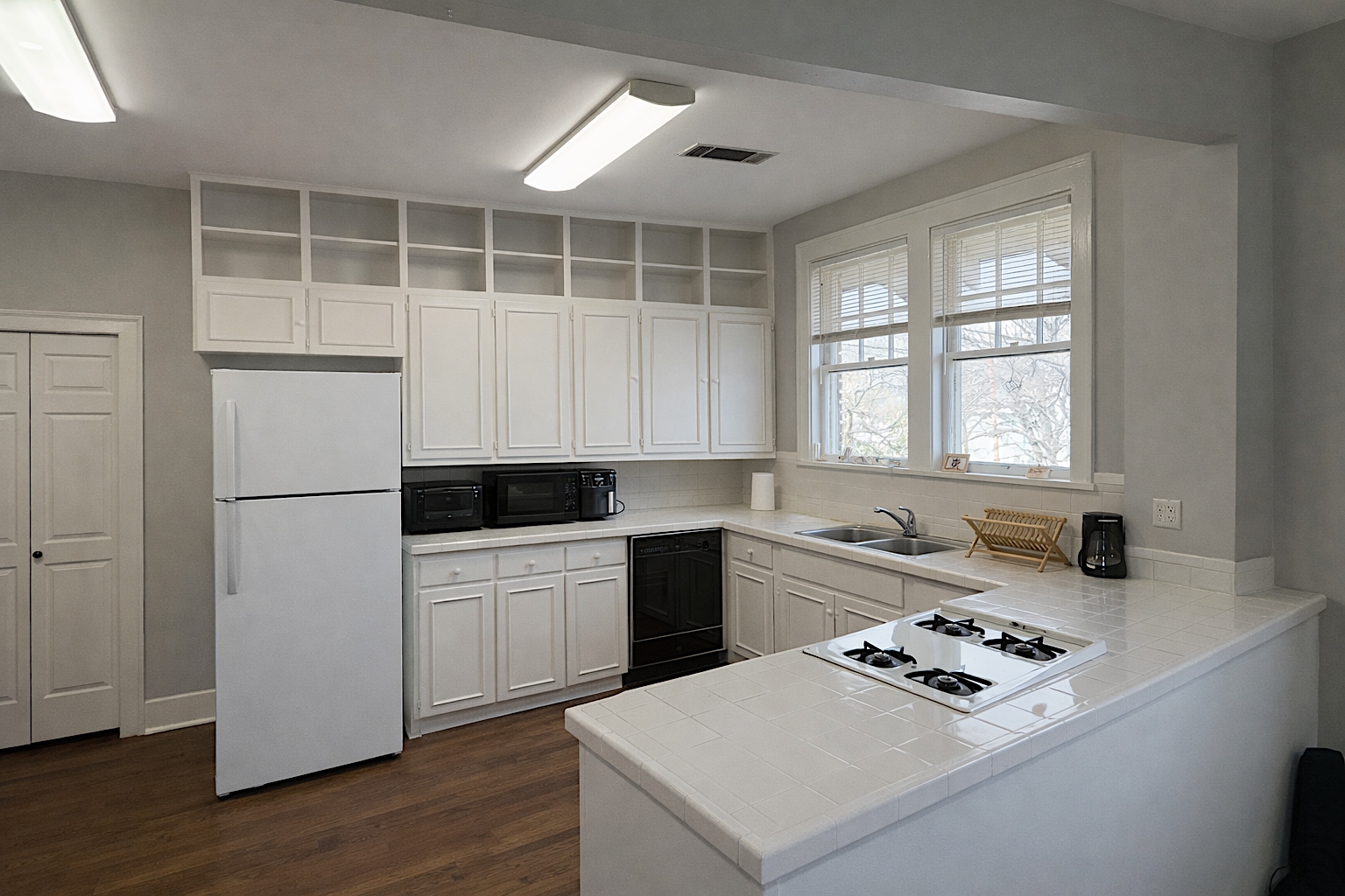 Building Photo - 3219 W Markham St