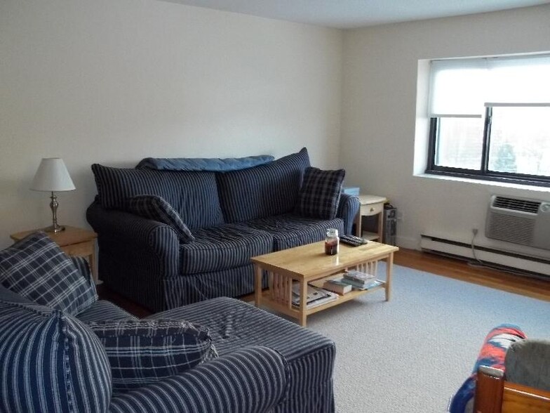Apt 15 - 36 Dighton St