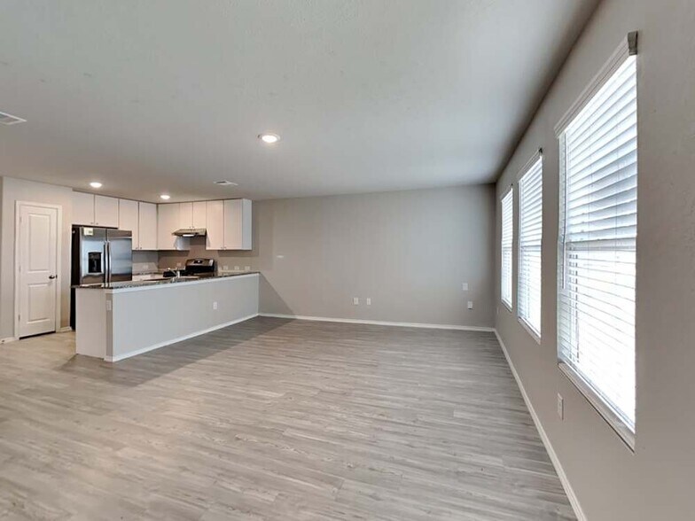 Building Photo - 7343 Cultivator Way