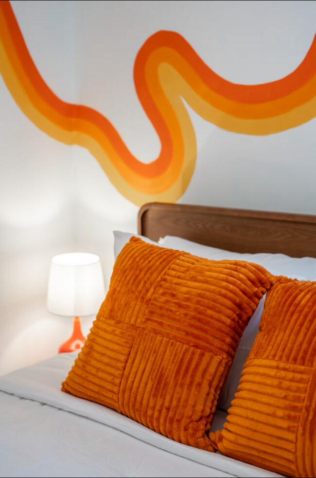 Building Photo - 615 N Staats Dr