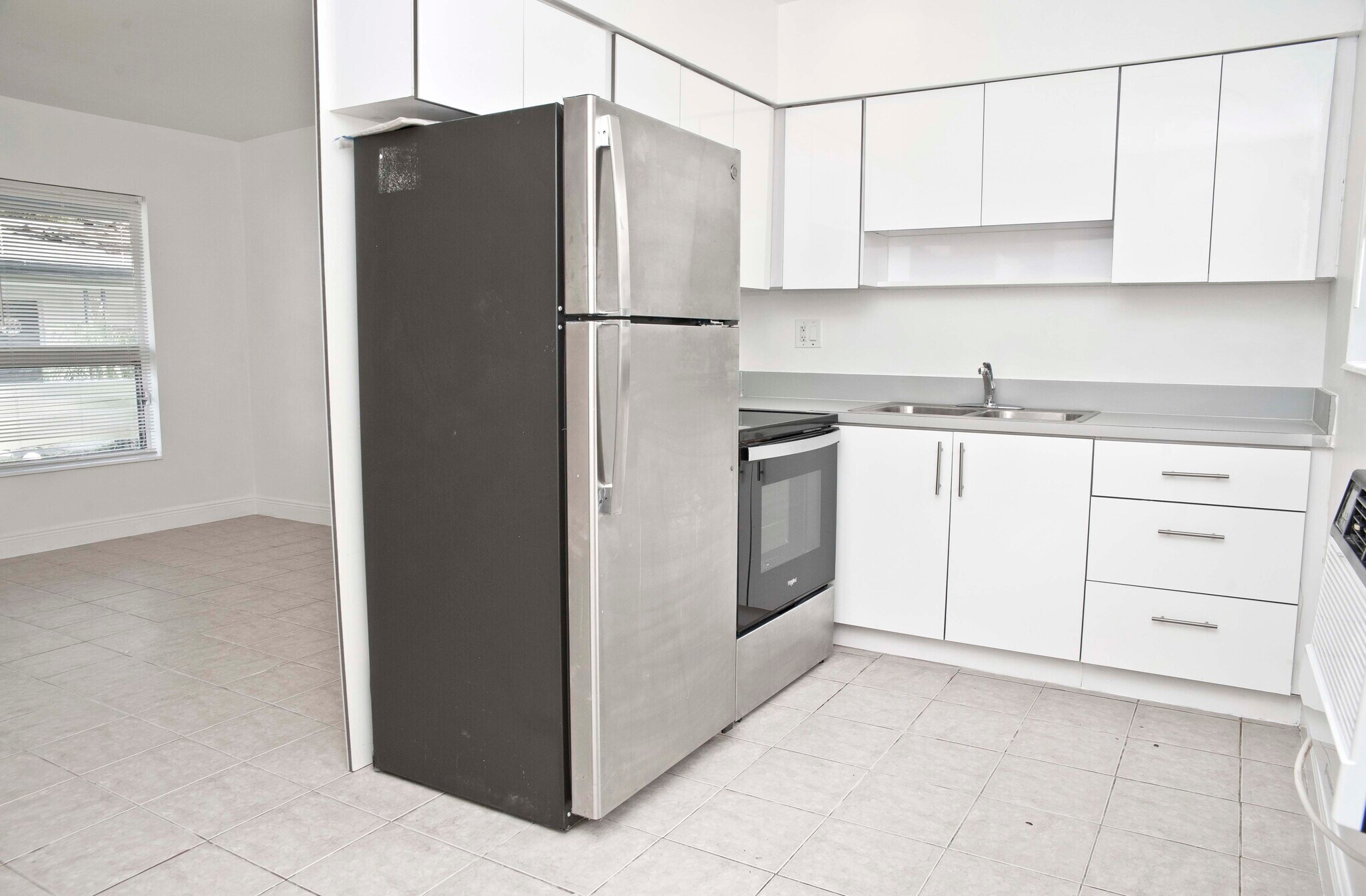 Building Photo - 2306 Fillmore St