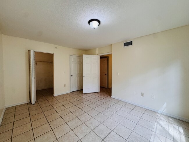 Building Photo - 4271 San Marino Blvd